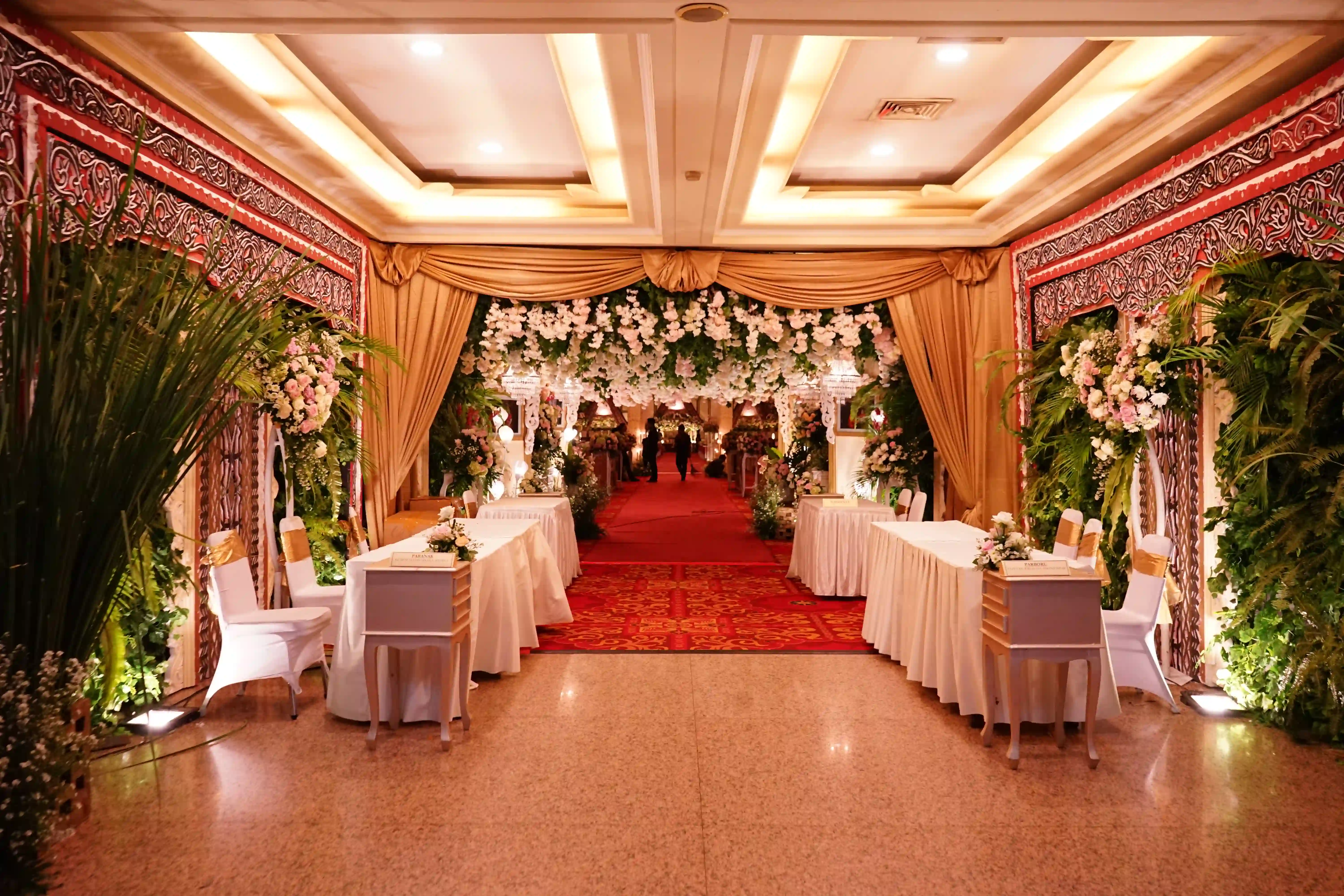 gallery wedding adat batak